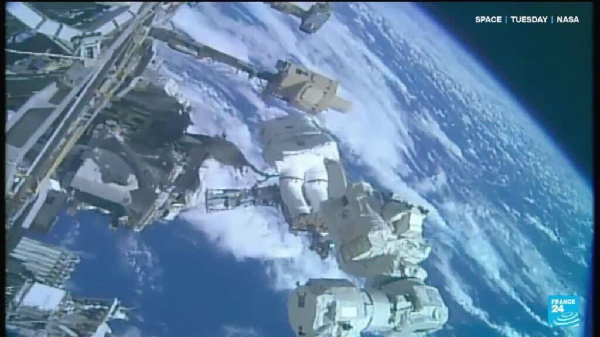 Sophie Adenot Lakukan Spacewalk Kedua demi Ganti Antena di ISS