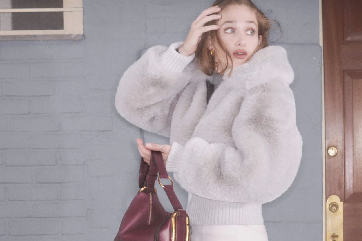 Jemima Kirke Bintangi "The Swap" Marc Jacobs, Kritik Gaya Jessa di Girls